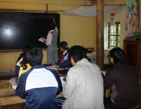 Lớp học tại gia của thầy Điền ngày càng đông hơn. Học sinh cả nước đổ về xin học